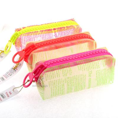 Unicus 920 Big Zip Neon Yazılı Mix Kalem Çantası