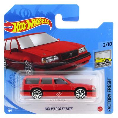 Hot Wheels 2021 Factory Fresh 2/10 Volvo 850 Estate
