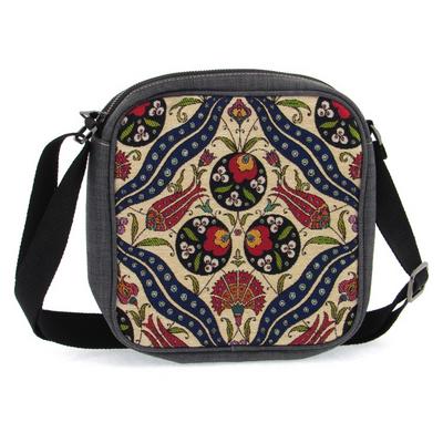 Haydibag Dokuma Postacı Çantası Lale Motifi 02