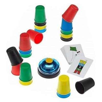 Renkli Ve Hızlı Bardak Oyunu